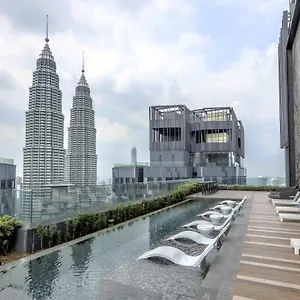 H&n Luxury Klcc , Kuala Lumpur Malaysia