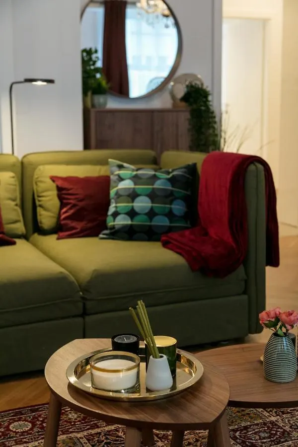 Elegant Apartment Viena